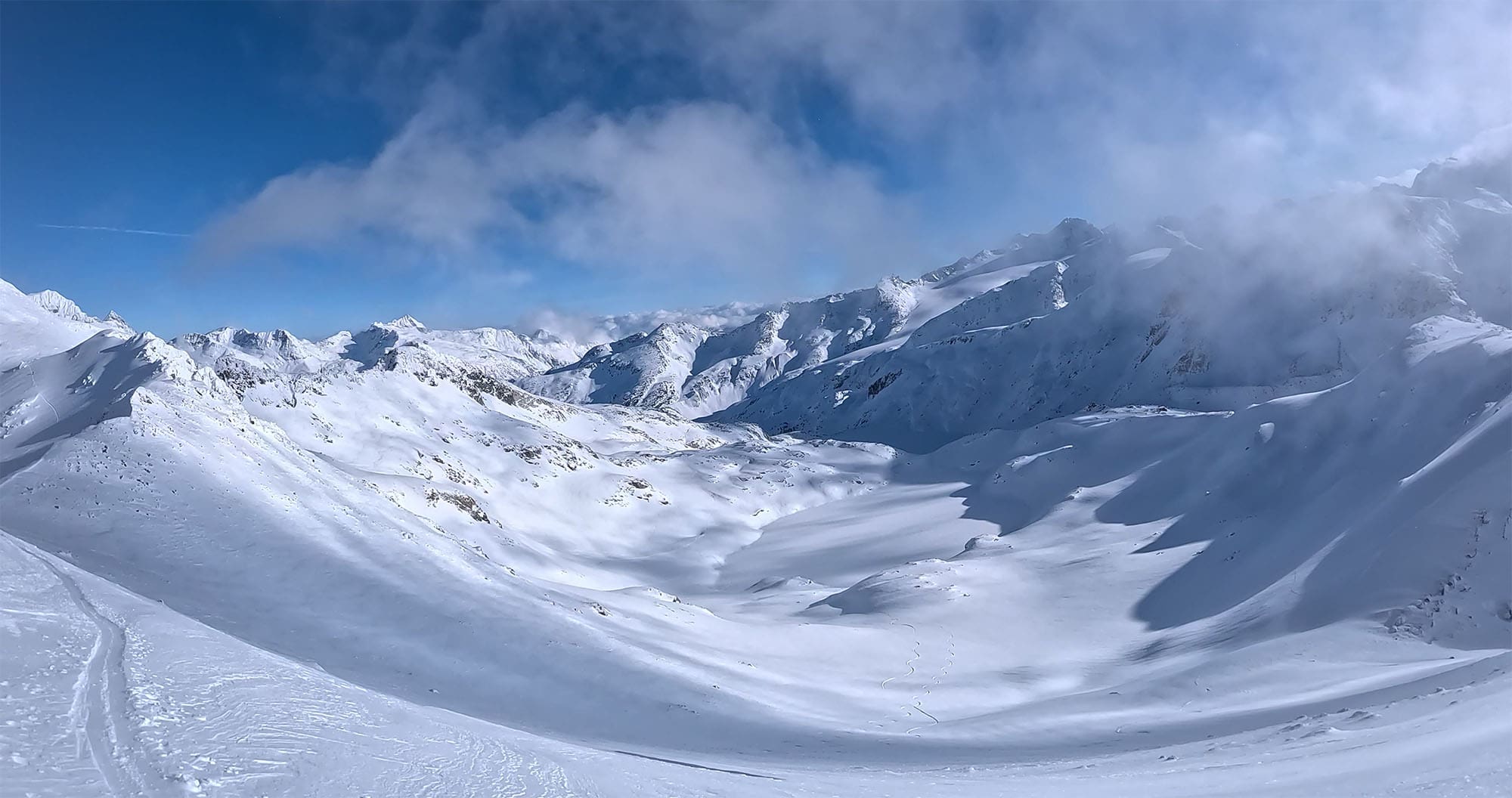Guide to ski touring and Splitboarding Blackcomb Mountain